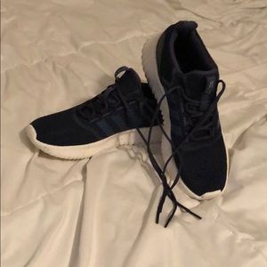 Men’s adidas size 8 sneakers